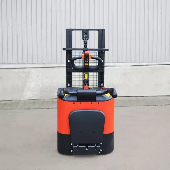 OXLIFT BX 1532E 1500 кг 3200 мм Самоходный штабелер с платформой для оператора с доставкой в Омск купить по выгодной цене 100kwatt.ru