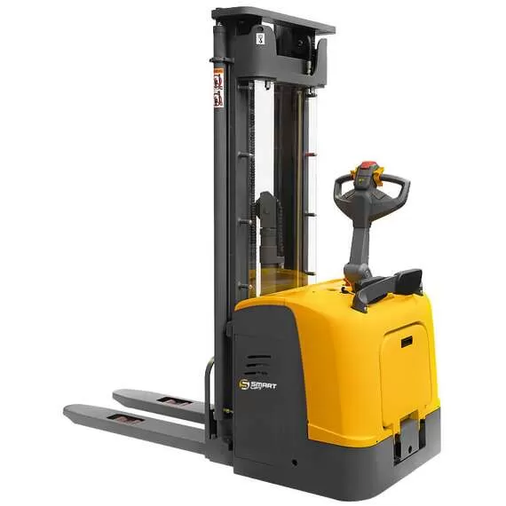 SMARTLIFT CDDK15-III 1500 кг 4,5 м 240 Ач Штабелер электрический самоходный с платформой оператора с доставкой в Омск купить по выгодной цене 100kwatt.ru