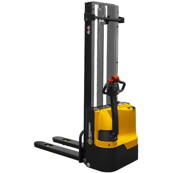 SMARTLIFT ES-15-15 1500 кг 4,2 м 125 Ач Штабелер электрический самоходный с доставкой в Омск, Грузоподъемность: 1.5 тонны (1500 кг), Высота подъема вил, м.: 4.2 м купить по выгодной цене 100kwatt.ru